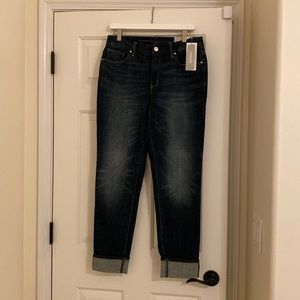 NWT Chico’s So Slimming Girlfriend Slim Leg